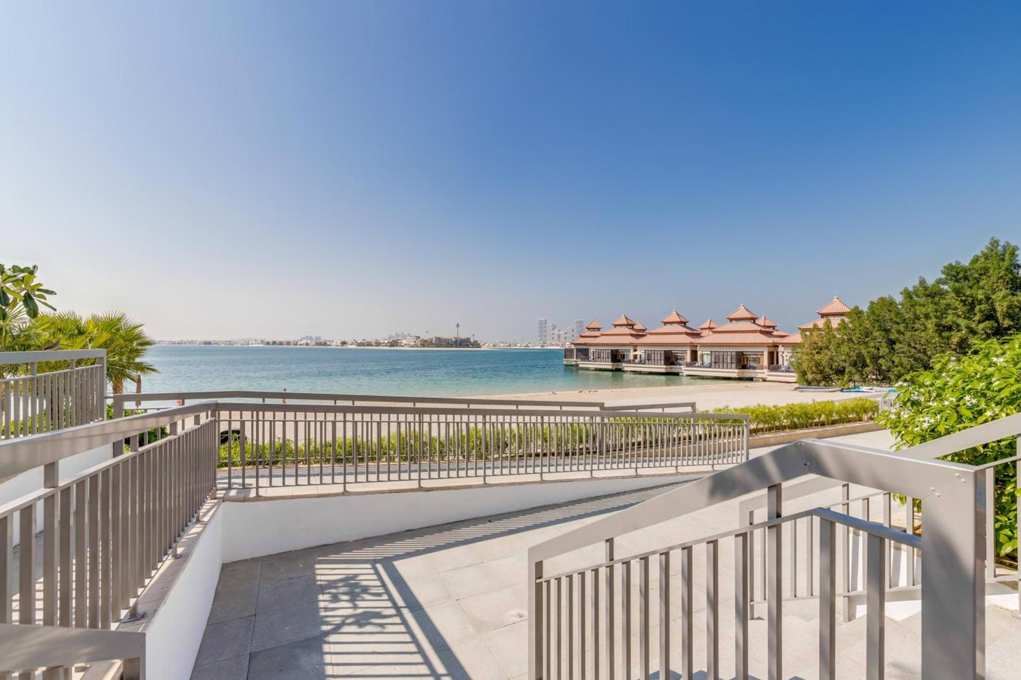 Luxury Azizi Mina Beachfront Apartments Dubai Exterior foto