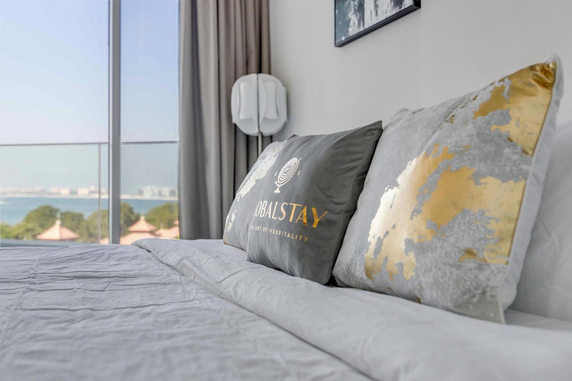 Luxury Azizi Mina Beachfront Apartments Dubai Exterior foto