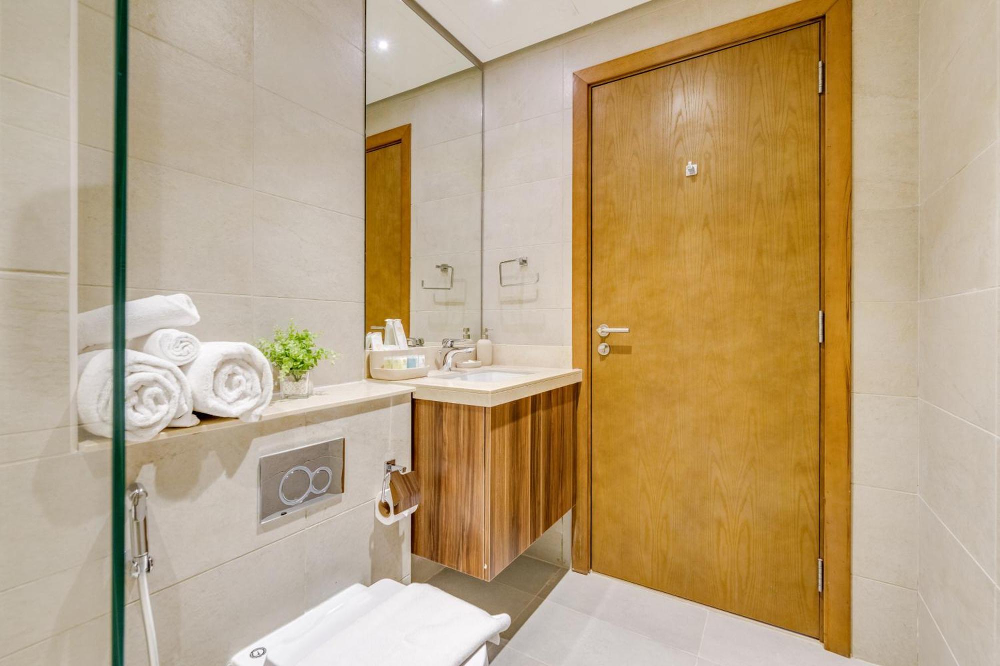 Luxury Azizi Mina Beachfront Apartments Dubai Exterior foto